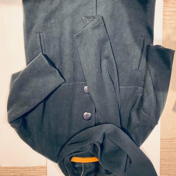 green forest coat - Picture 2 of 2